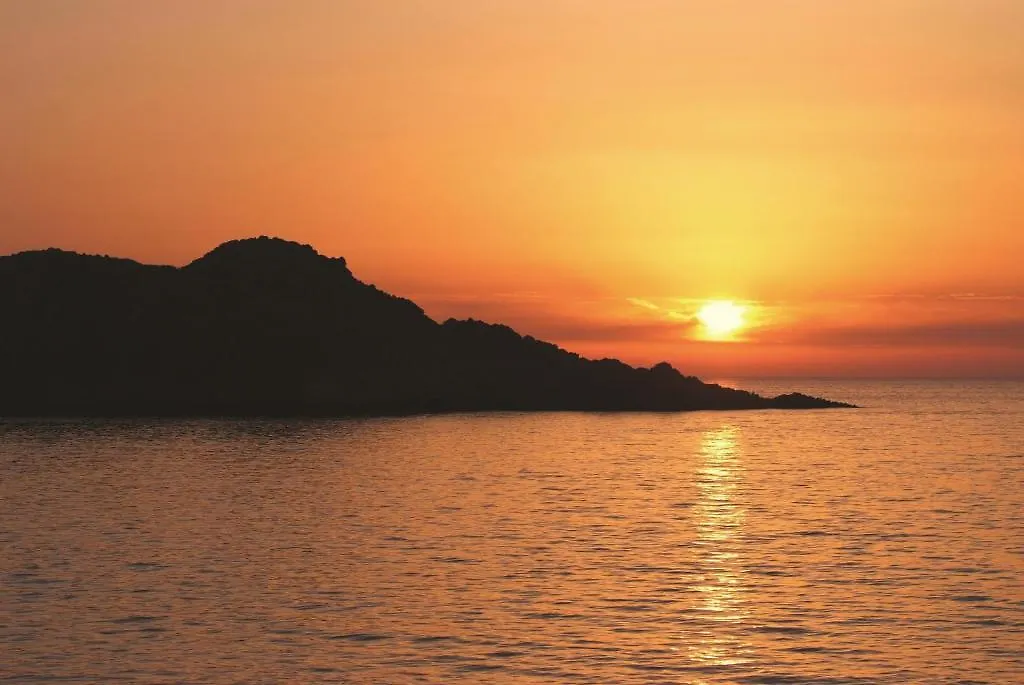 Hotel Corallo Isola Rossa  Ιταλία