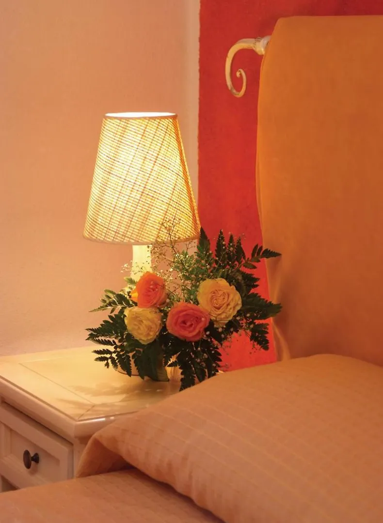 Hotel Corallo Isola Rossa