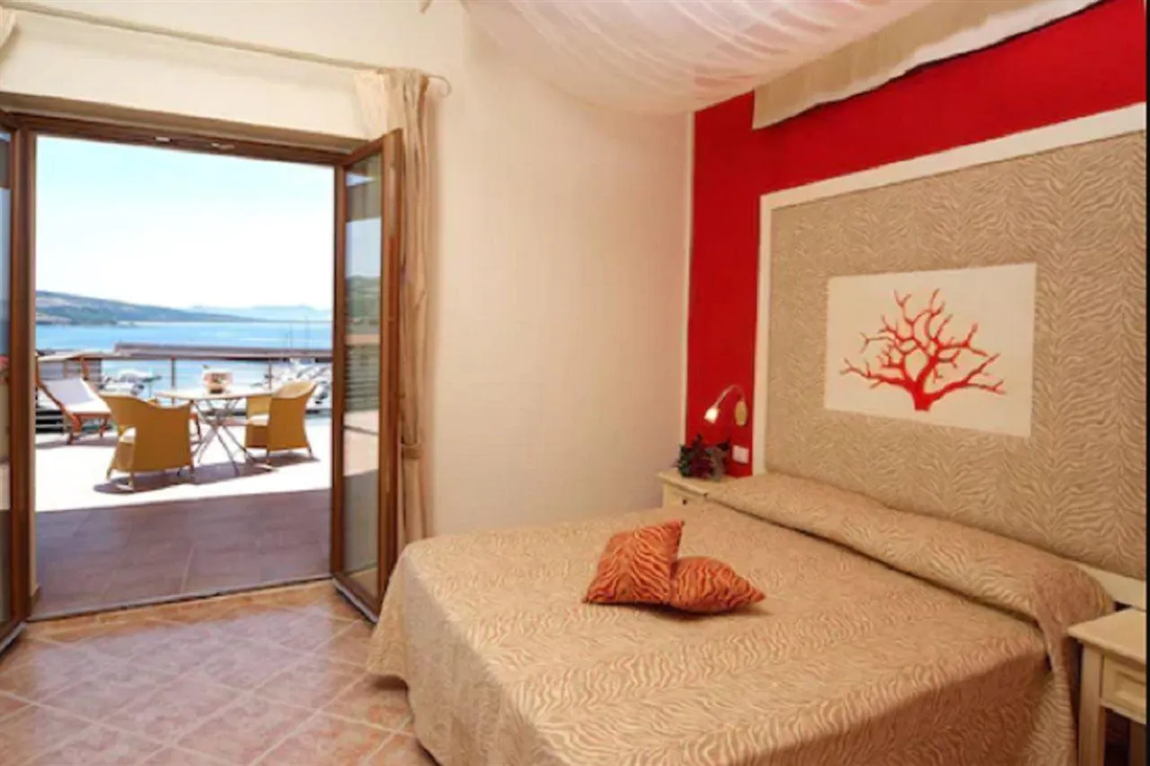 Hotel Corallo Isola Rossa  Isola Rossa (Sassari)